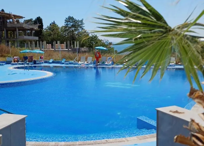 Blu Bey アパート ポモリエ